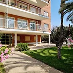 Foques Sea & Garden Views Apartament