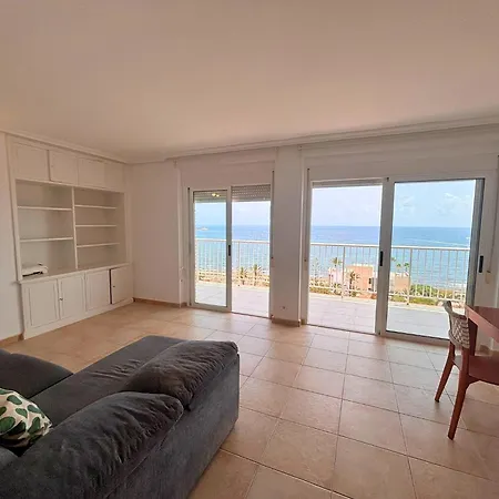 Foques Sea & Garden Views