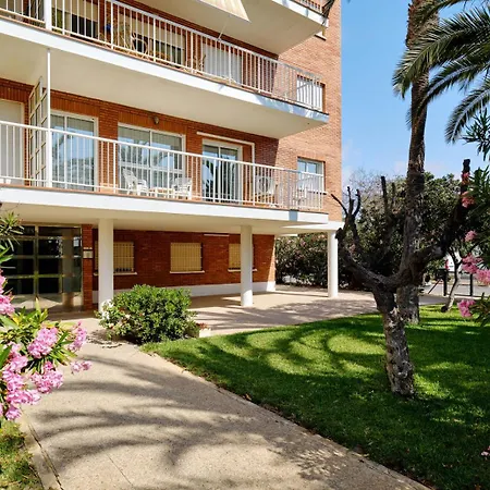 Foques Sea & Garden Views Apartment